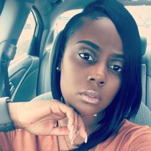 Meet your Posher, Alleccia